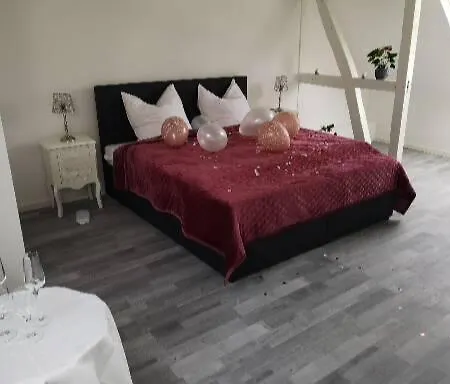 Silonce Am -ruhige Lage Im Gruenen, Parkplatz Und Garten Ideal Fuer Und Wanderfans 4* رادفرومفالد