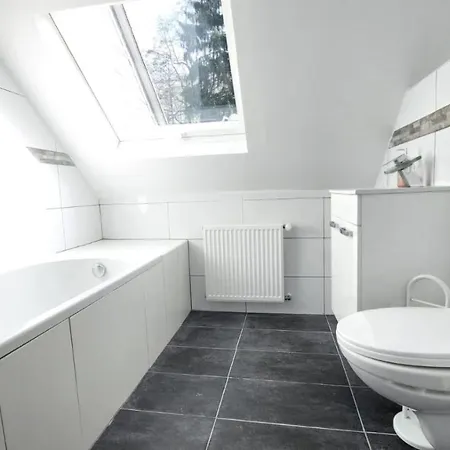 Silonce Am -ruhige Lage Im Gruenen, Parkplatz Und Garten Ideal Fuer Und Wanderfans رادفرومفالد