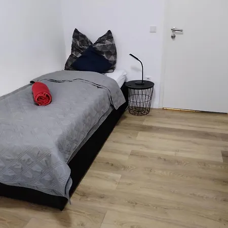 Silonce Am -ruhige Lage Im Gruenen, Parkplatz Und Garten Ideal Fuer Und Wanderfans