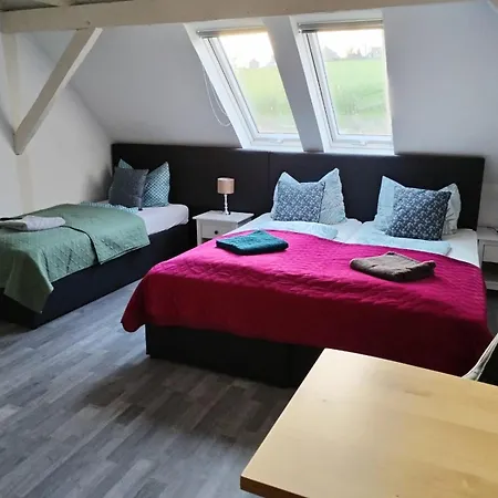 Silonce Am -ruhige Lage Im Gruenen, Parkplatz Und Garten Ideal Fuer Und Wanderfans Szálloda