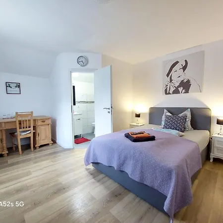 فندق Silonce Am -ruhige Lage Im Gruenen, Parkplatz Und Garten Ideal Fuer Und Wanderfans 4*