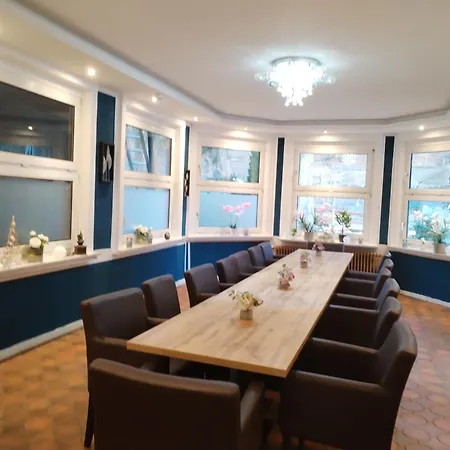 Silonce Am -ruhige Lage Im Gruenen, Parkplatz Und Garten Ideal Fuer Und Wanderfans