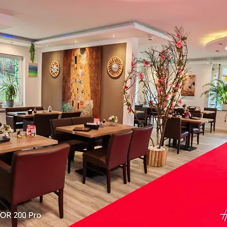 Silonce Am -ruhige Lage Im Gruenen, Parkplatz Und Garten Ideal Fuer Und Wanderfans 4*