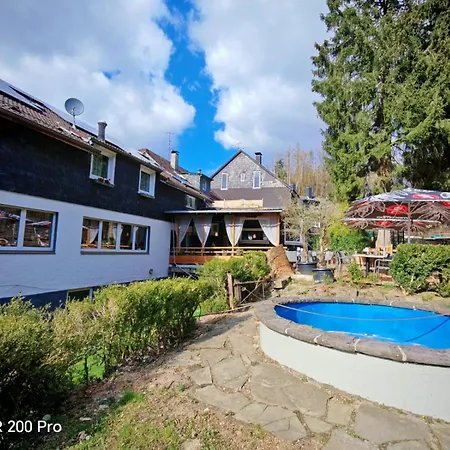 Silonce Am -ruhige Lage Im Gruenen, Parkplatz Und Garten Ideal Fuer Und Wanderfans Szálloda 4*