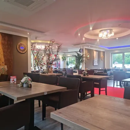 Silonce & Restaurant ホテル