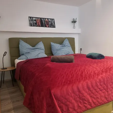 Silonce Am -ruhige Lage Im Gruenen, Parkplatz Und Garten Ideal Fuer Und Wanderfans Szálloda 4*