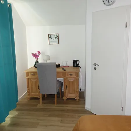 Szálloda Silonce Am -ruhige Lage Im Gruenen, Parkplatz Und Garten Ideal Fuer Und Wanderfans