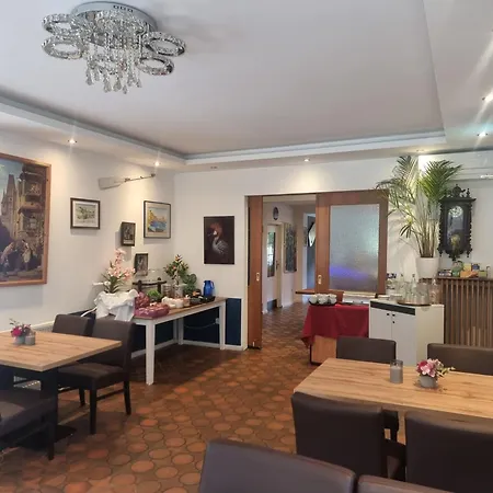 Szálloda Silonce Am -ruhige Lage Im Gruenen, Parkplatz Und Garten Ideal Fuer Und Wanderfans Radevormwald