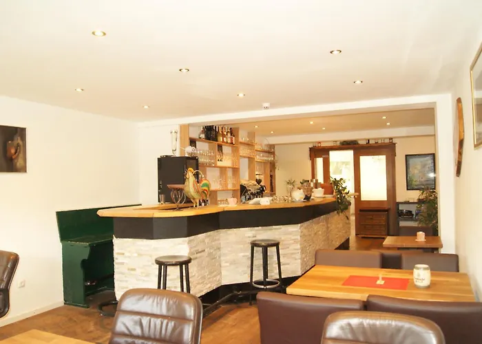 Hotel Hotel Silonce Radevormwald am See -ruhige Lage im Grünen, Parkplatz und Garten ideal für Natur und Wanderfans 4*