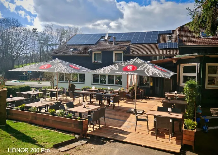 Hotel Silonce & Restaurant 4*