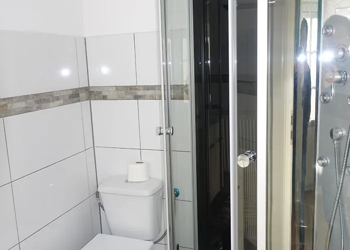 Hotel Hotel Silonce Radevormwald am See -ruhige Lage im Grünen, Parkplatz und Garten ideal für Natur und Wanderfans Radevormwald