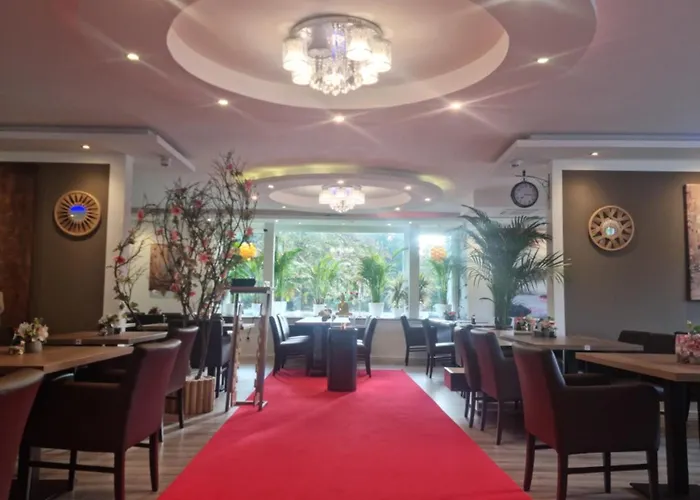 Silonce & Restaurant Hotel 4*