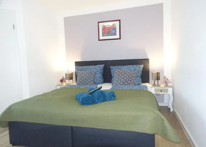 Hotel Silonce Radevormwald am See -ruhige Lage im Grünen, Parkplatz und Garten ideal für Natur und Wanderfans 4*